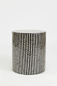 Avola AV1730-28B Accent table