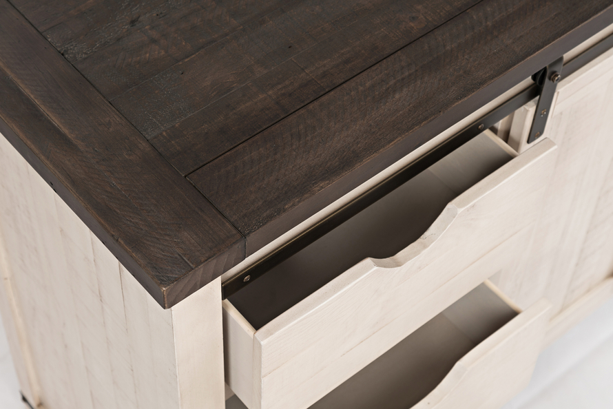 Avola AV1706-70 Sideboard