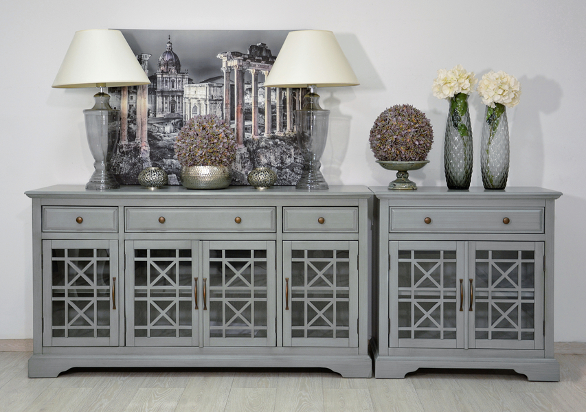 Avola AV375-32 Sideboard