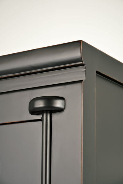 Hamilton HT08 Wardrobe