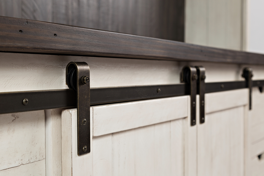 Avola AV1706-70 Sideboard