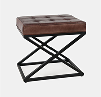 Avola AV1730-79 Upholesterd ottoman