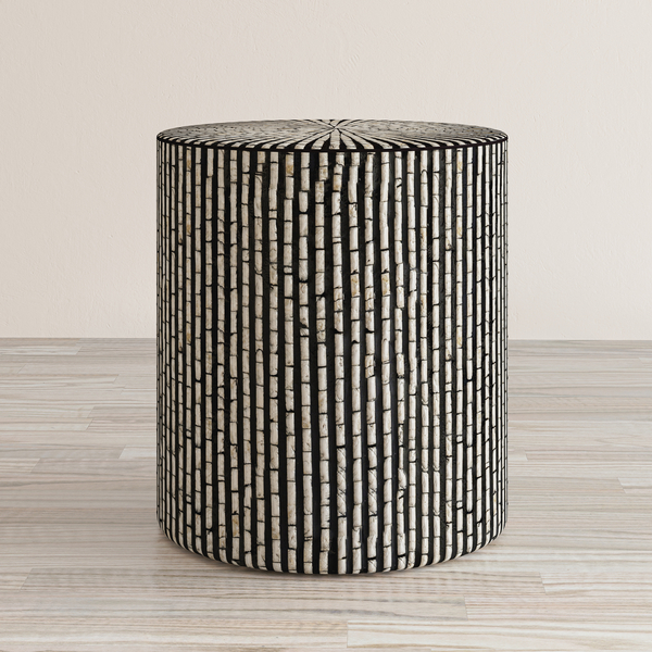 Avola AV1730-28B Accent table