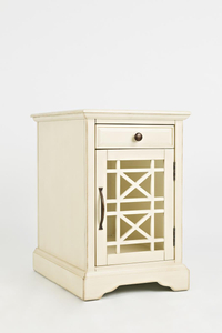 Avola AV675-22 Bedside table