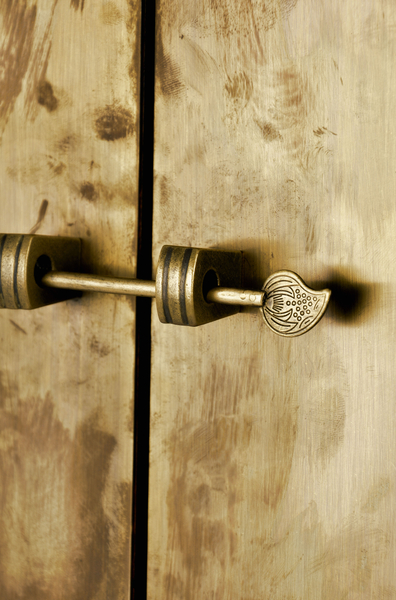 Hamilton HT08 Wardrobe