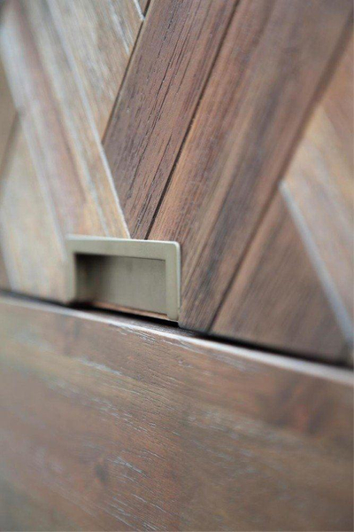 Ashton ASTL02 Bookcase