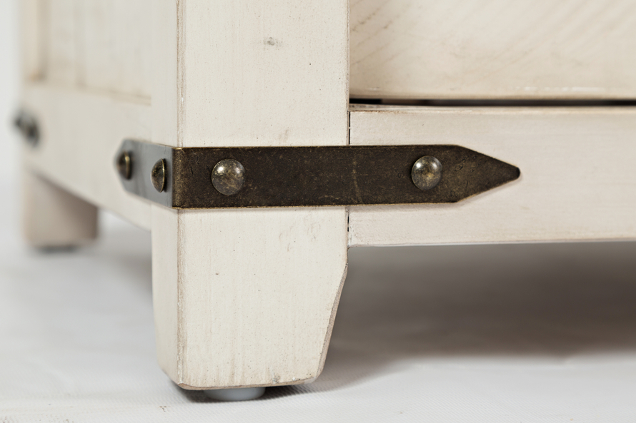 Avola AV1706-35 Sideboard