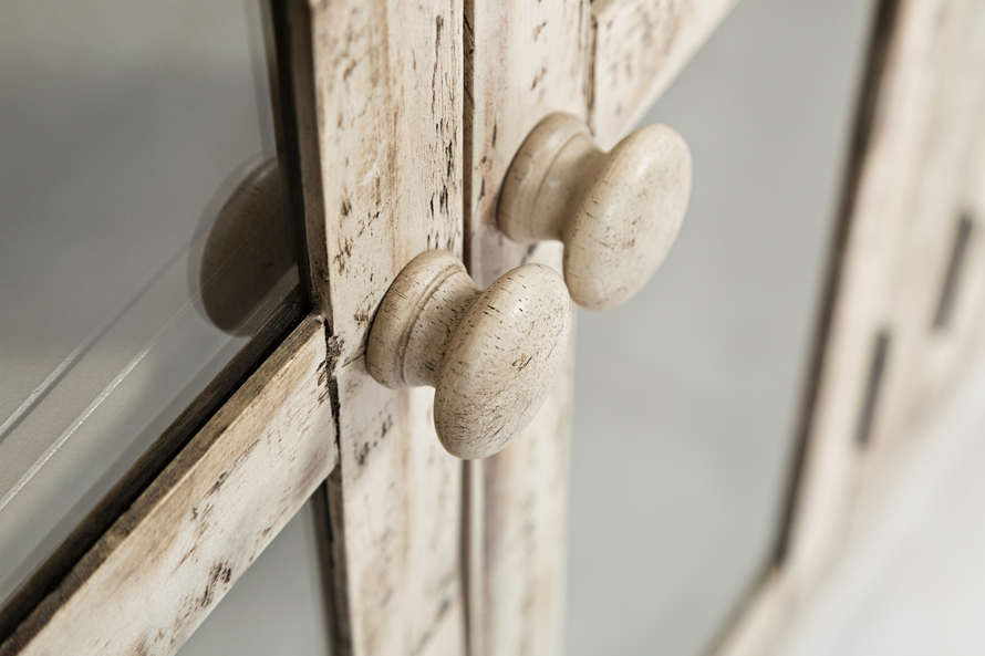 Avola AV1610-70 Sideboard