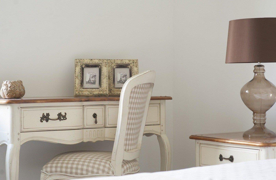 Verona VE808 Console table