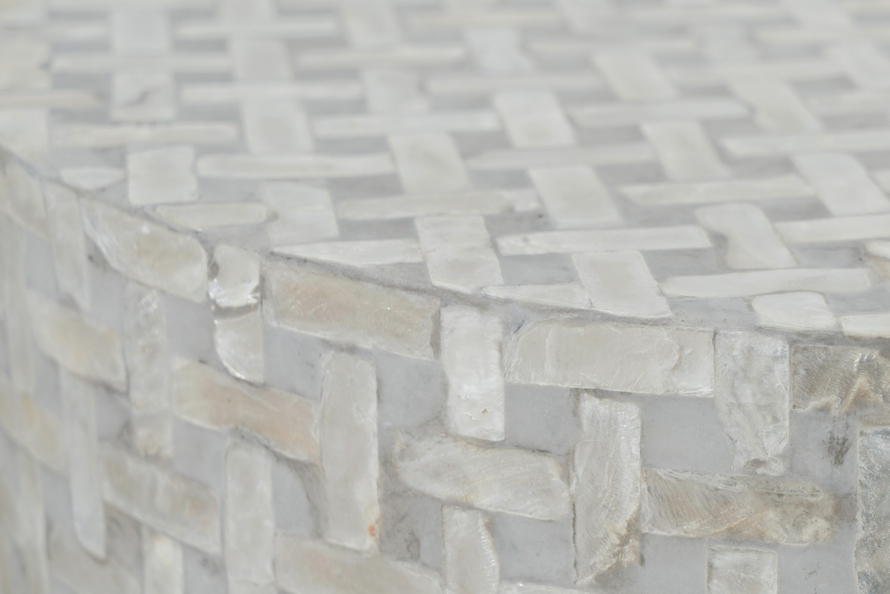 Avola AV1730-28GB Accent table