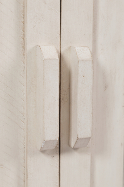 Avola AV1706-70 Sideboard