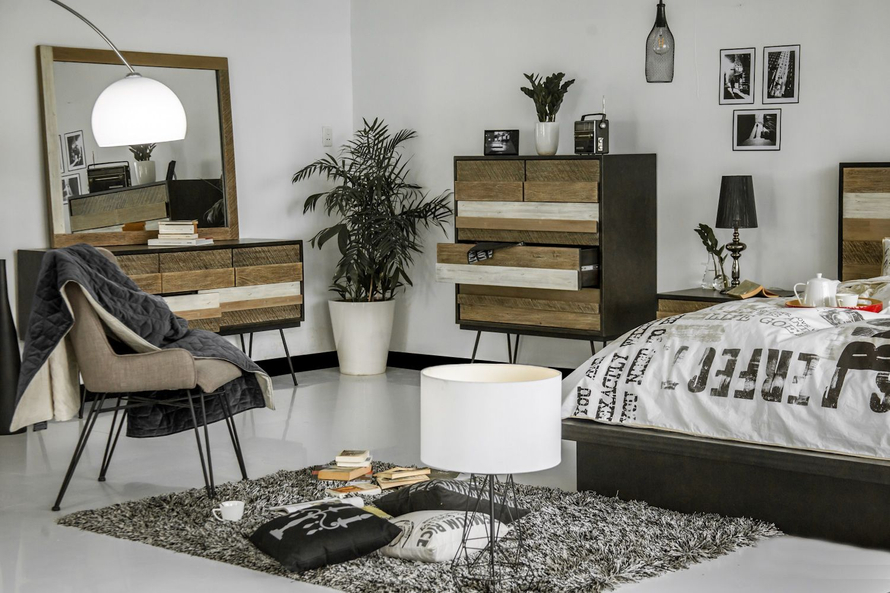 Adesso ADESB03 Chest of drawers