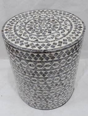 Avola AV1730-28GT Accent table