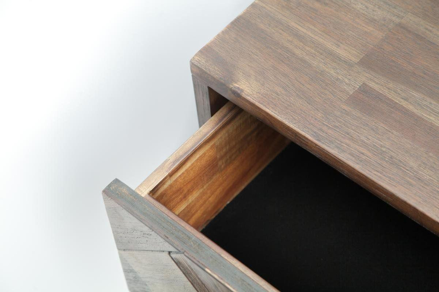 Ashton ASTL01 TV cabinet