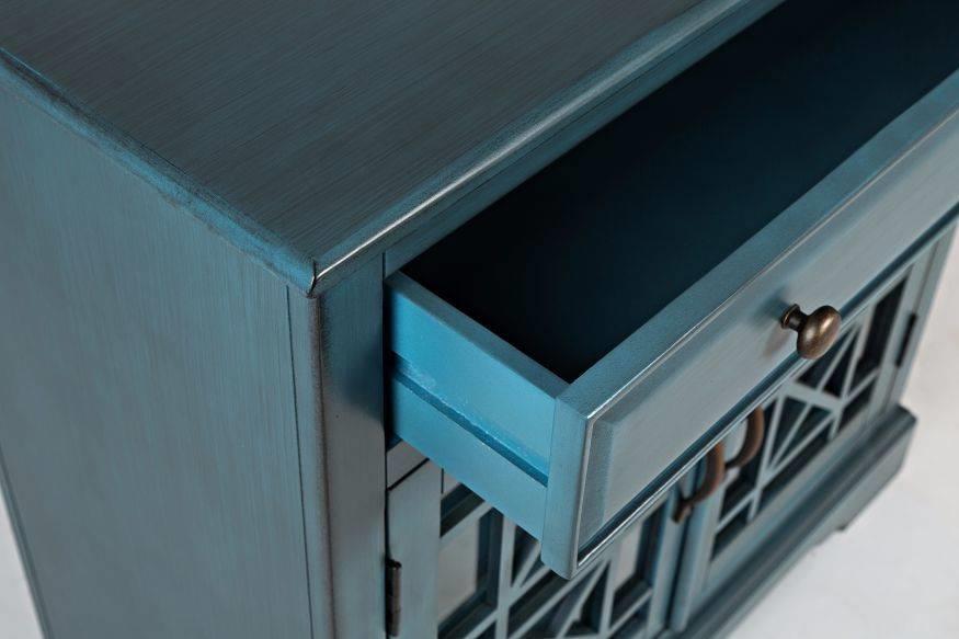 Avola AV175-32 Sideboard